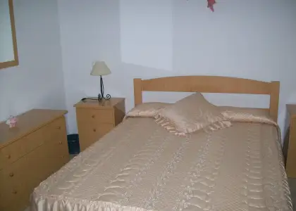Venta de adosado zona Paseo del Rio de Tres Dormitorios en Manzanares