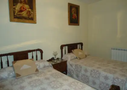 Venta de casa de vecinos en la Plaza Santa Cruz en Manzanares