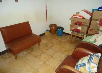Venta de casa de vecinos en zona nuevo centro de salud en Manzanares