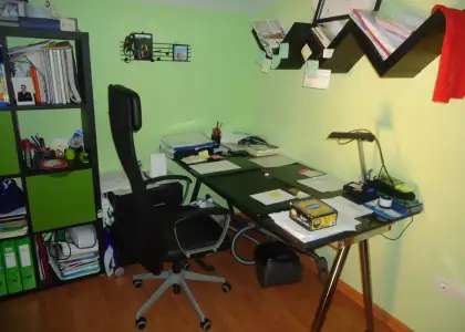 Venta de duplex seminuevo de tres dormitorios con garaje y trastero en Manzanares
