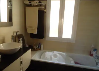 Venta de duplex seminuevo de tres dormitorios con garaje y trastero en Manzanares