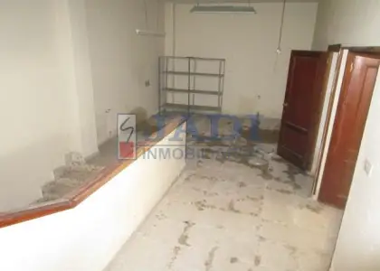 venta de local en Valdepeñas, CENTRO en Valdepeñas