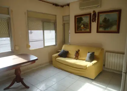 Venta de parte de casa con acceso independiente de tres dormitorios y un baño en Manzanares