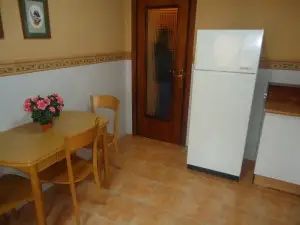 Venta de piso centrico de tres dormitorios y un baño en Manzanares