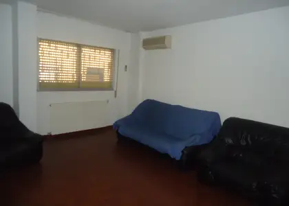 Venta de piso de 3 dormitorios cercano al centro planta baja, trastero y garaje opcional en Manzanares