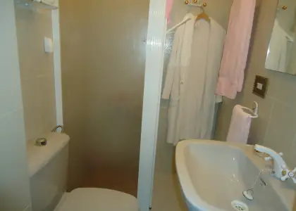 Venta de piso de 6 dormitorios garaje y trastero en el centro en Manzanares