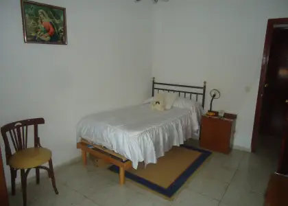 Venta de piso de cuatro dormitorios en el centro en Manzanares
