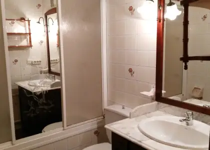 Venta de piso de cuatro dormitorios en planta baja con garaje en Manzanares