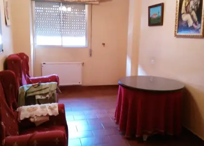 Venta de piso de cuatro dormitorios en planta baja con garaje en Manzanares
