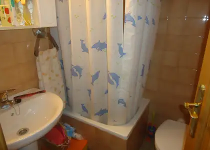 Venta de piso de cuatro dormitorios en zona hospital en Manzanares