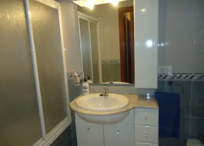 Venta de piso de dos dormitorios con trastero y garaje en Manzanares
