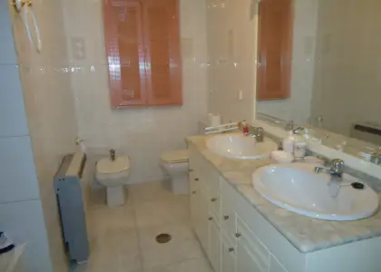 Venta de piso de tres dormitorios a escasos metros del la Plaza del Ayuntamiento en Manzanares