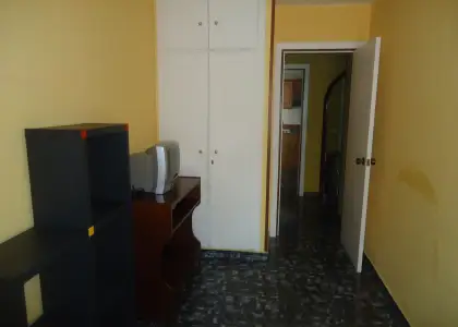 Venta de piso de tres dormitorios en Manzanares