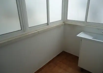 Venta de piso de tres dormitorios en zona residencial y Plaza de Garaje en Manzanares