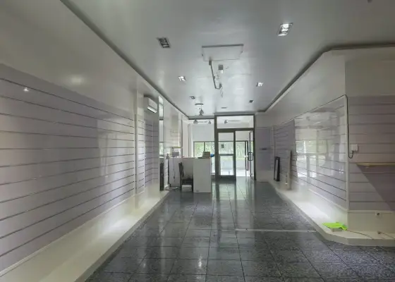 Venta Local comercial en Puertollano