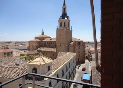 Venta piso de 3 dormitorios totalmente centrico. Muy luminoso. Totalmente exterior. en Manzanares